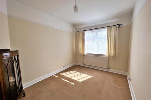 27 Abbotts Walk, Bexleyheath, DA7 5RL
