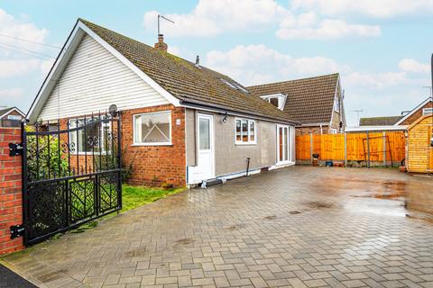 3 bedroom detached house for sale, Orchard Drive, Burton Upon Stather, North Lincolnshire, DN15