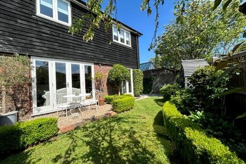 3 bedroom house for sale, Stonegate Court, Stonegate, East Sussex, TN5