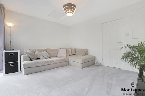 1 bedroom flat for sale - Kendal Avenue, Epping, CM16