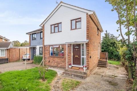 18 Bowfell Close, Tilehurst, Reading, RG31 6QR