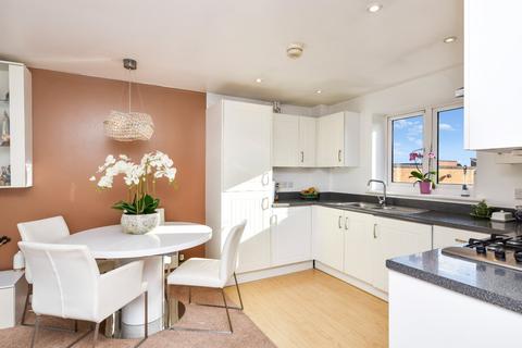 24 Military Close, Shoeburyness, Southend-on-sea, SS3 8EG