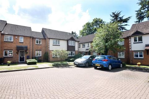 2 bedroom apartment to rent, Melrose Place, Watford, Hertfordshire, WD17