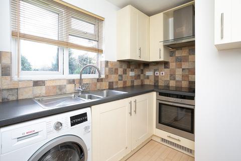 2 bedroom apartment to rent, Melrose Place, Watford, Hertfordshire, WD17