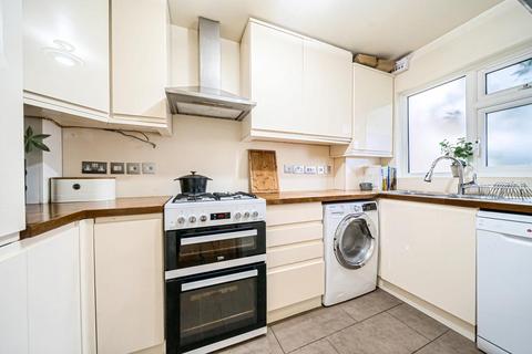 136 Rectory Lane, London, SW17 9PX