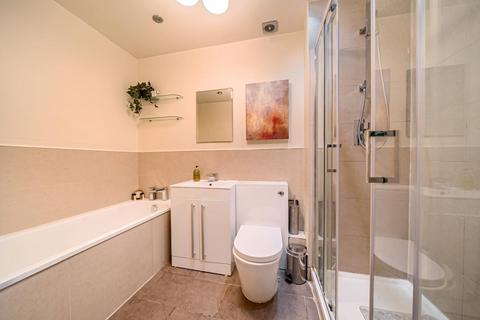 136 Rectory Lane, London, SW17 9PX