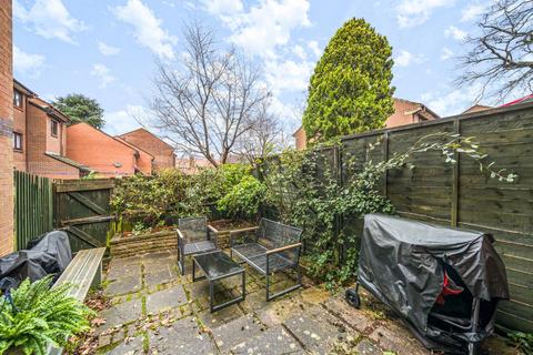 136 Rectory Lane, London, SW17 9PX