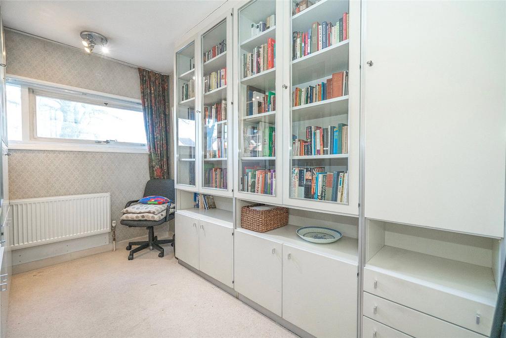 Bedroom 3 / Study A