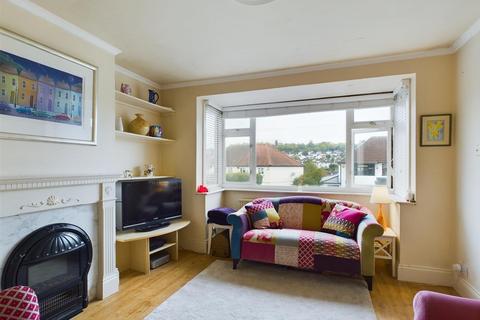 117 Westleigh Avenue, Coulsdon, CR5 3AE