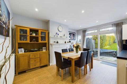 504 Chipstead Valley Road, Coulsdon, CR5 3BN