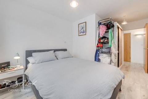 2 bedroom apartment for sale, Blackwall Way, London, E14