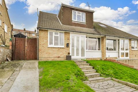 32 Nickleby Close, Rochester, ME1 2LE