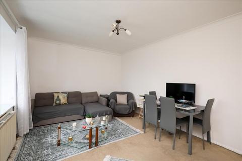 1 bedroom flat for sale, Rowan Close, Ealing, W5