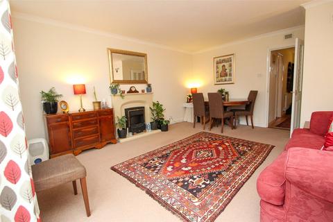 8 Culver, Netley Abbey, Southampton, SO31 5GJ