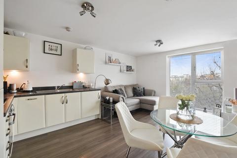 1 bedroom apartment for sale, Gemini Park, Manor Way, Borehamwood, London, WD6