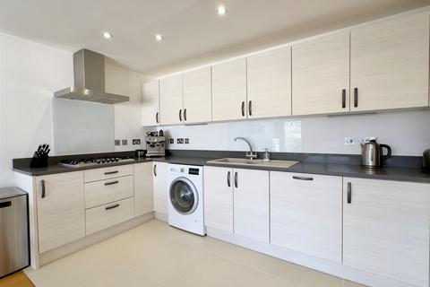 16 Bradfords Quay, Wadebridge, PL27 6QQ