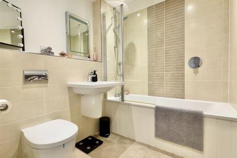 16 Bradfords Quay, Wadebridge, PL27 6QQ