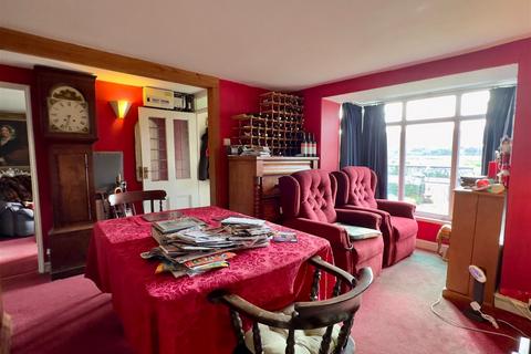 90 Egloshayle Road, Wadebridge, PL27 6AF