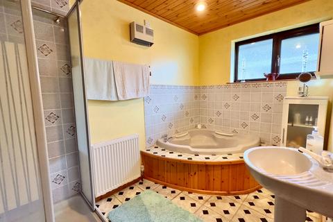 Trewenand Trevanson Road, Wadebridge, PL27 7HD