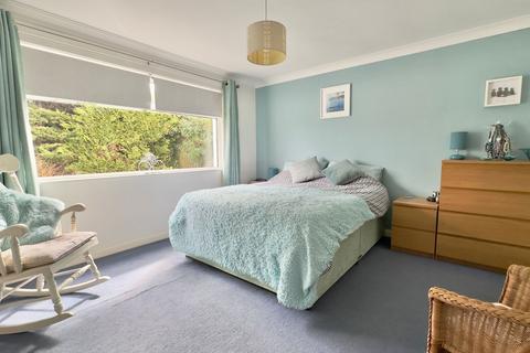 Volendam Treforest Road, Wadebridge, PL27 7HE