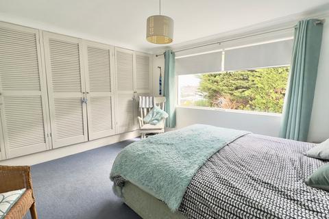 Volendam Treforest Road, Wadebridge, PL27 7HE