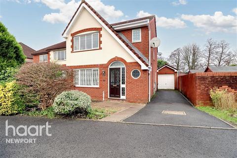 3 bedroom detached house to rent, Court Meadow, Langstone