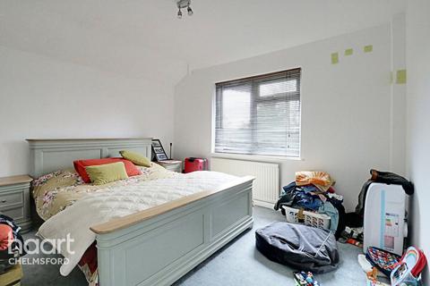 35 Widford Chase, Chelmsford, CM2 8SZ