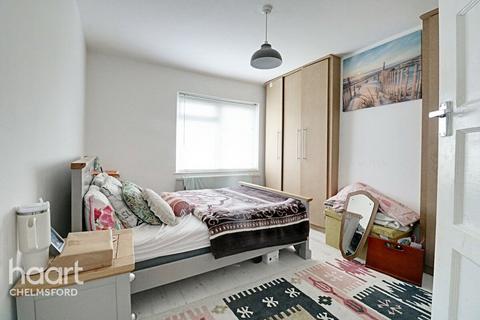 35 Widford Chase, Chelmsford, CM2 8SZ