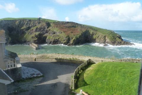 6 Overcliff, Port Isaac, PL29 3RZ