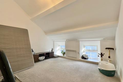 28 Fore Street, Camelford, PL32 9PG