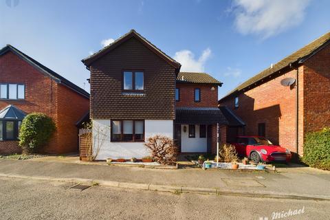 4 bedroom link detached house for sale - Wheelwrights, Weston Turville, Aylesbury, Buckinghamshire