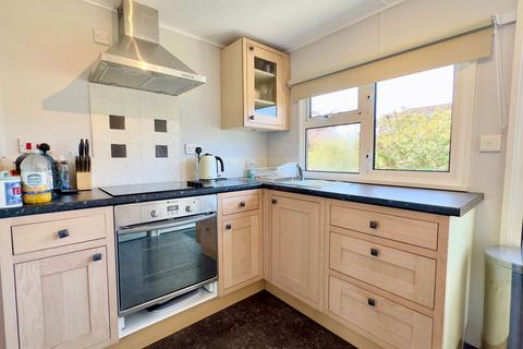 2 bedroom lodge for sale, St Merryn Park, St Merryn, PL28