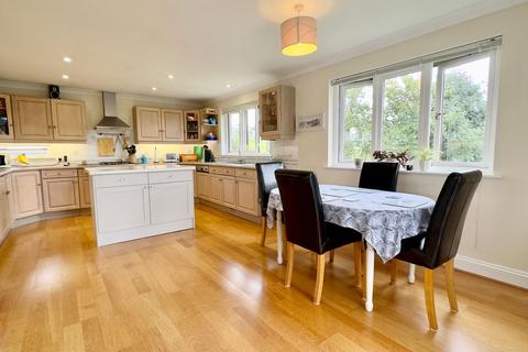 4 bedroom detached house for sale, Padstow, PL28