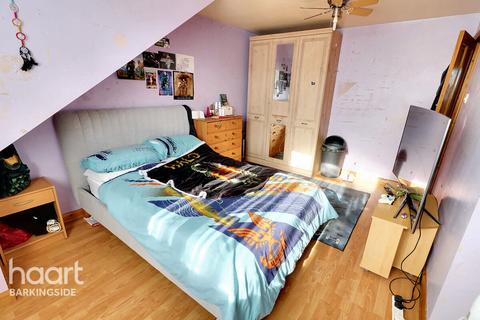 3 bedroom bungalow for sale - Caernarvon Drive, Clayhall