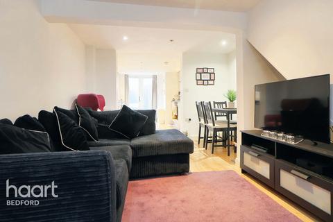 5 Bury Walk, Bedford, MK41 0DU