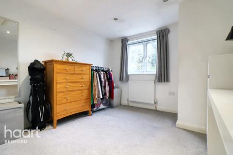 5 Bury Walk, Bedford, MK41 0DU