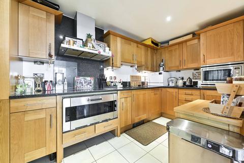 2 bedroom flat for sale, Imperial Wharf, Imperial Wharf, London, SW6