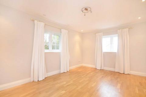 3 bedroom cottage to rent - Berry Lane, Worplesdon, Guildford, GU3