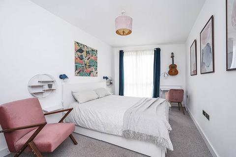 Flat 4, 2 Martel Place, London, E8 2FQ