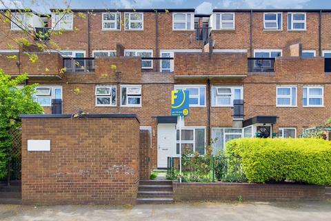7 Outram Place, London, N1 0UX