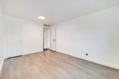 7 Outram Place, London, N1 0UX