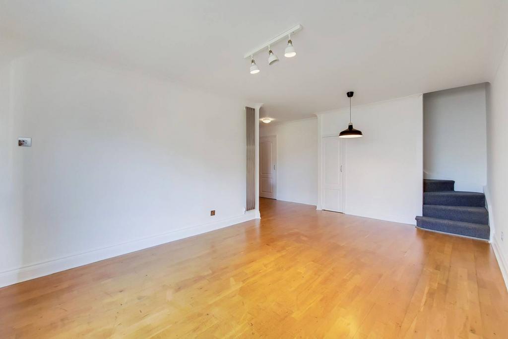 Outram Place, King's Cross, London, N1 2 bed for sale £550,000
