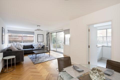 3 bedroom flat for sale, Campden Hill Road, London, W8.