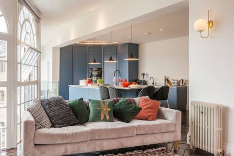 3 bedroom flat to rent, Bermondsey Street, London Bridge, London, SE1