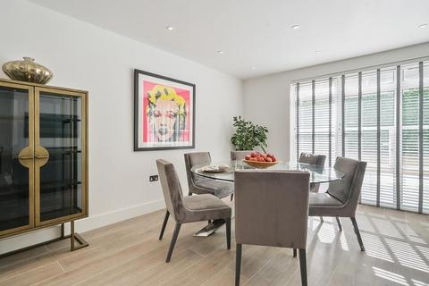 4 bedroom terraced house for sale, Northwick Close,  St. John's Wood,  NW8