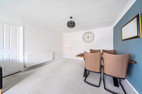 2 bedroom apartment for sale, Ashleigh Court, Solomons Hill, Rickmansworth