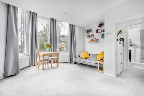 1 bedroom flat for sale, Surbiton Hill Park, Surbiton, KT5