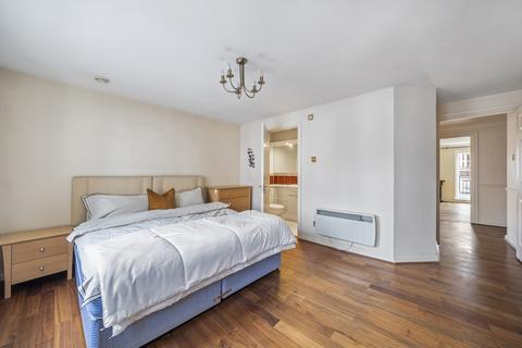 2 bedroom flat for sale, Manston House, Russell Road, London, W14