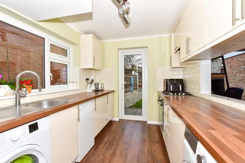 58 Marling Way, Gravesend, DA12 4DN