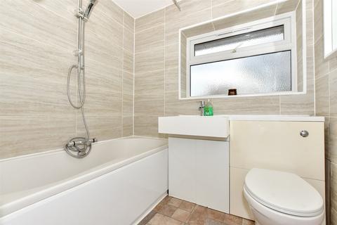 58 Marling Way, Gravesend, DA12 4DN